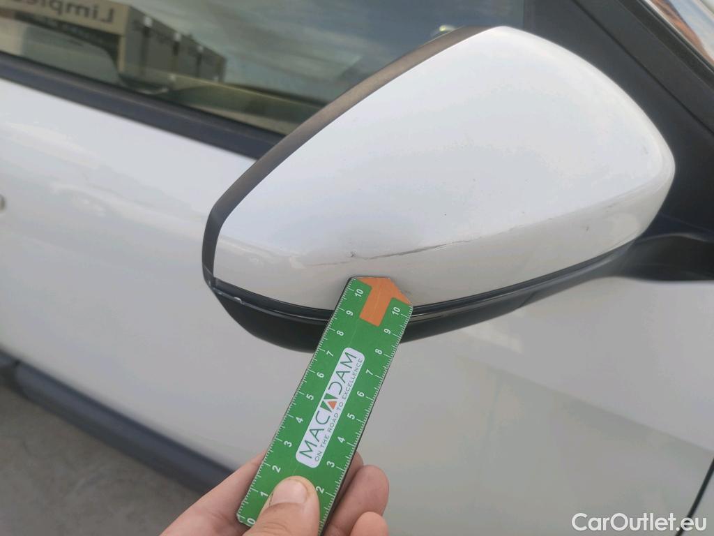  Peugeot  3008 PEUGEOT  / 2020 / 5P / todoterreno 1.5 BlueHDi 96kW (130CV) S&S Active Pack (AC4) #13