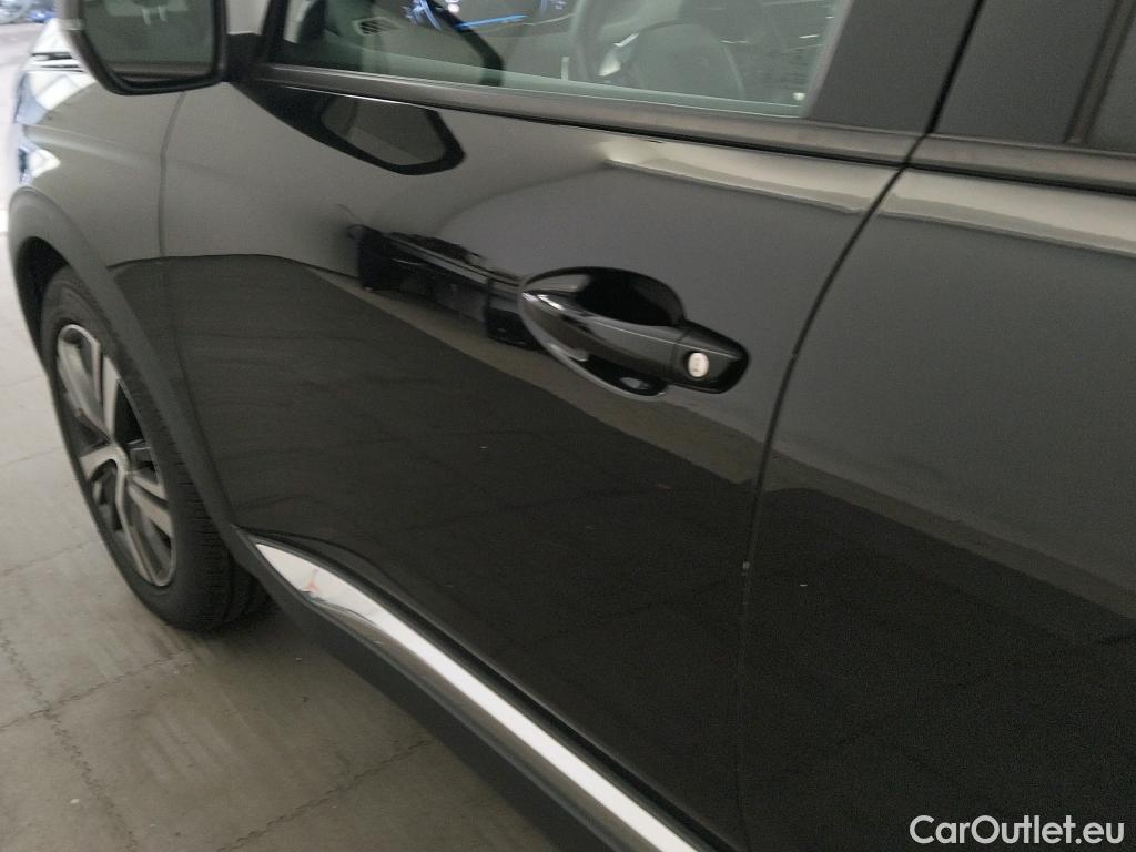  Peugeot  3008 PEUGEOT  / 2020 / 5P / todoterreno 1.5 BlueHDi 96kW (130CV) S&S Allure EAT8 #13