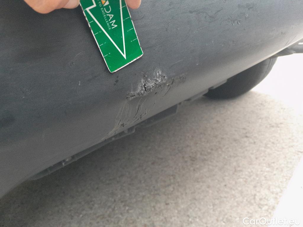  Opel  Crossland OPEL  X 5p 1G todoterreno 1.6T 73kW (99CV) Selective #16