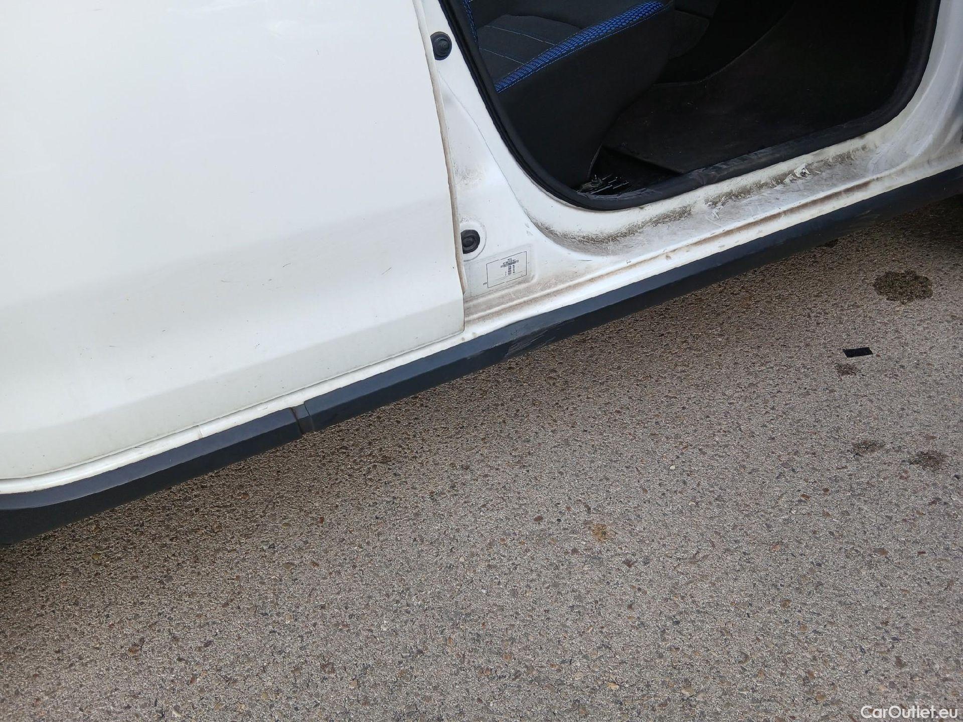  Dacia  Sandero DACIA  / 2016 / 5P / berlina con portón SL Aniversario TCE 74kW (100CV) GLP(SL) #28