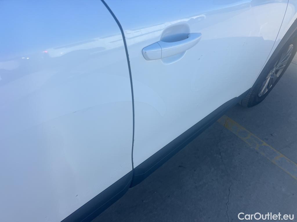  Peugeot  2008 PEUGEOT  / 2019 / 5P / todoterreno Active Pack BlueHDI 81kW (110CV) #12