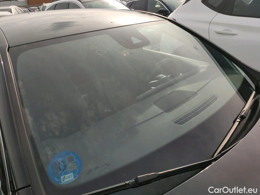  Mercedes  A-Klasse MERCEDES-BENZ Clase A / 2018 / 4P / sedán Sedán A 250 e #12