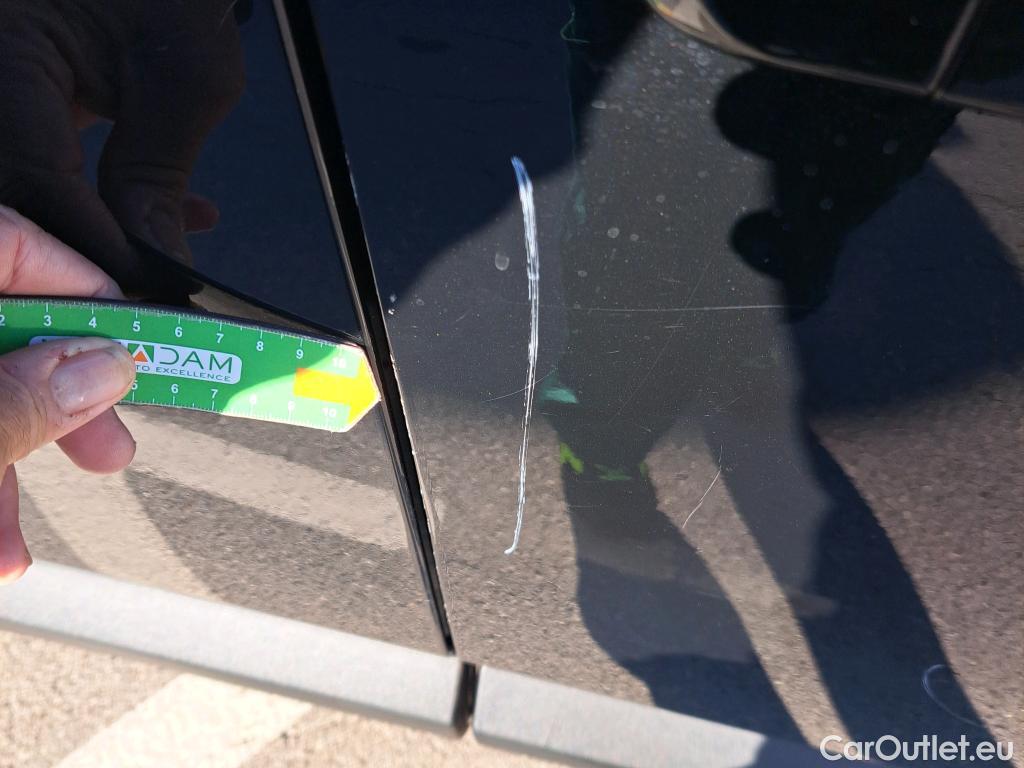  Jeep  Patriot JEEP Renegade / 2014 / 5P / todoterreno 80 Aniversario 1.0G 88kW (120CV) 4x2(SP) #18