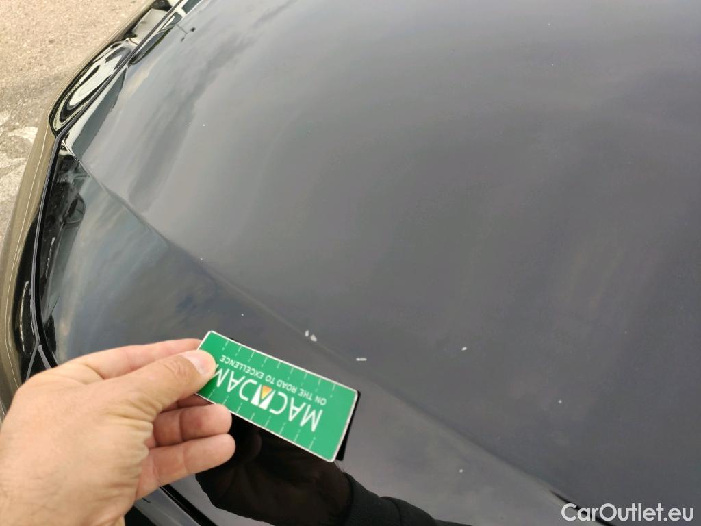  Mercedes  A-Klasse MERCEDES-BENZ Clase A / 2018 / 4P / sedán Sedán A 250 e #5