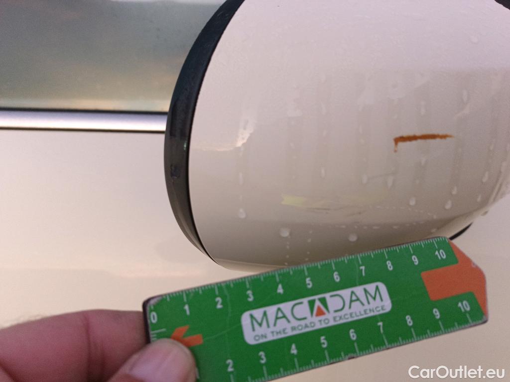  Mini  Cooper MINI MINI / 2014 / 5P / berlina con portón ONE 5 PUERTAS (CX) #12