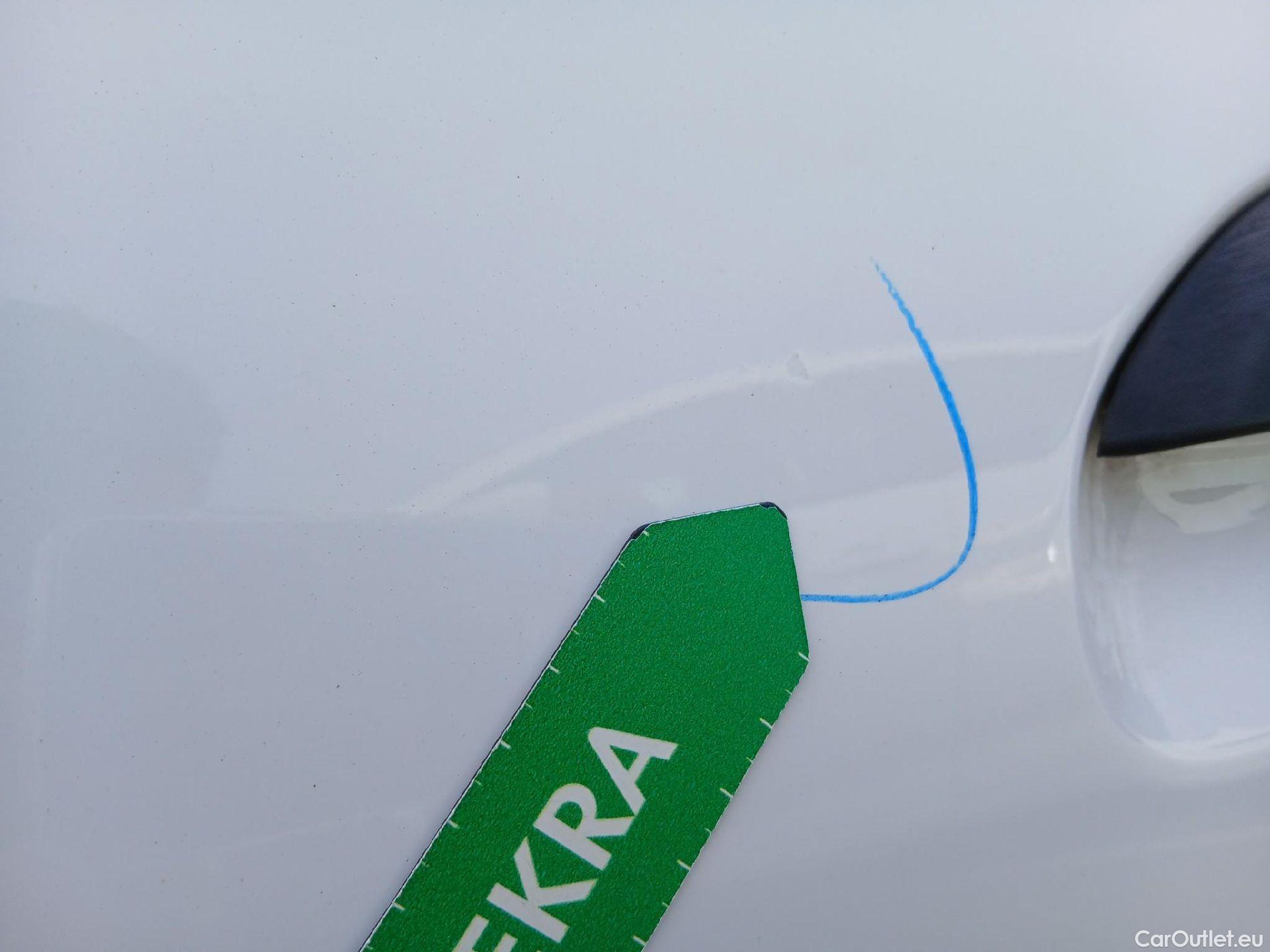  Dacia  Sandero DACIA  / 2016 / 5P / berlina con portón SL Aniversario TCE 74kW (100CV) GLP(SL) #13