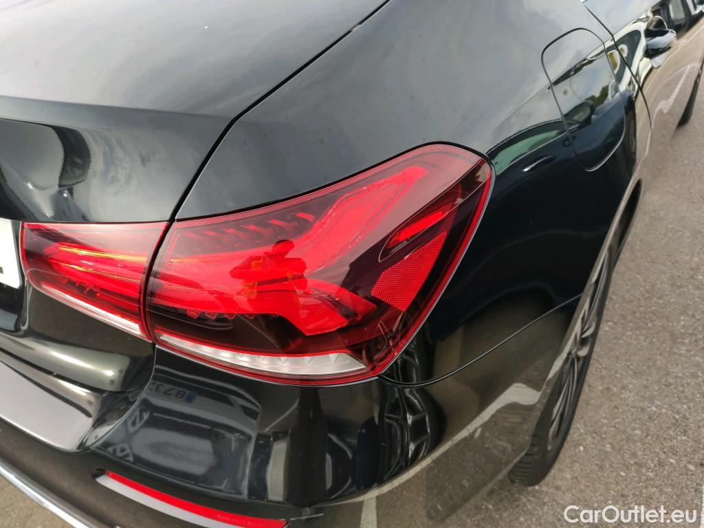  Mercedes  A-Klasse MERCEDES-BENZ Clase A / 2018 / 4P / sedán Sedán A 250 e #30