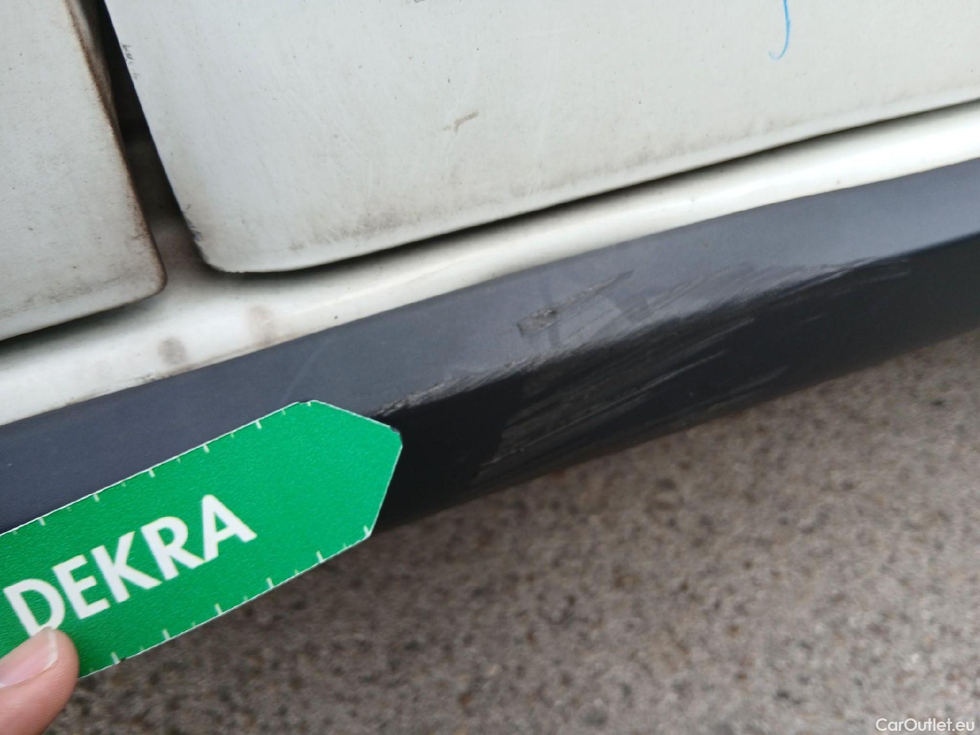  Dacia  Sandero DACIA  / 2016 / 5P / berlina con portón SL Aniversario TCE 74kW (100CV) GLP(SL) #27