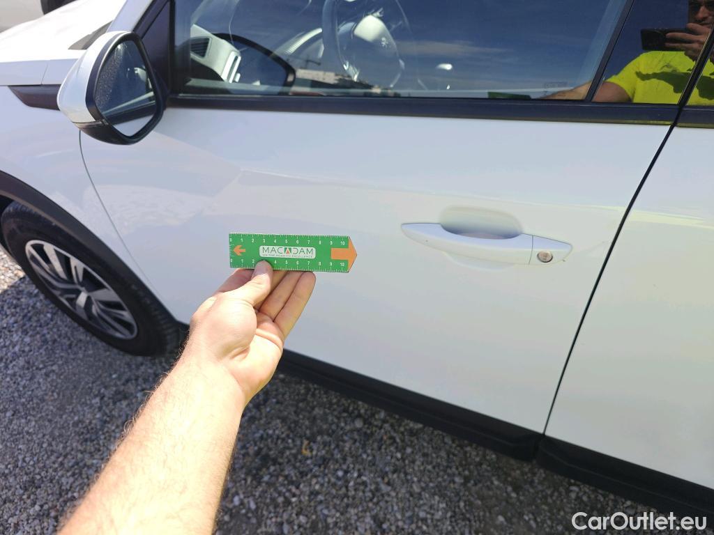  Peugeot  2008 PEUGEOT  / 2019 / 5P / todoterreno Active Puretech 100 S&S BVM6 #10