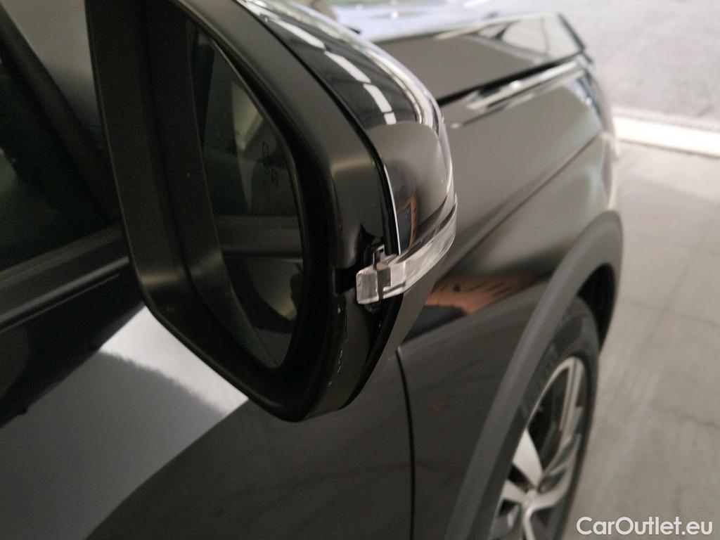  Peugeot  3008 PEUGEOT  / 2020 / 5P / todoterreno 1.5 BlueHDi 96kW (130CV) S&S Allure EAT8 #23