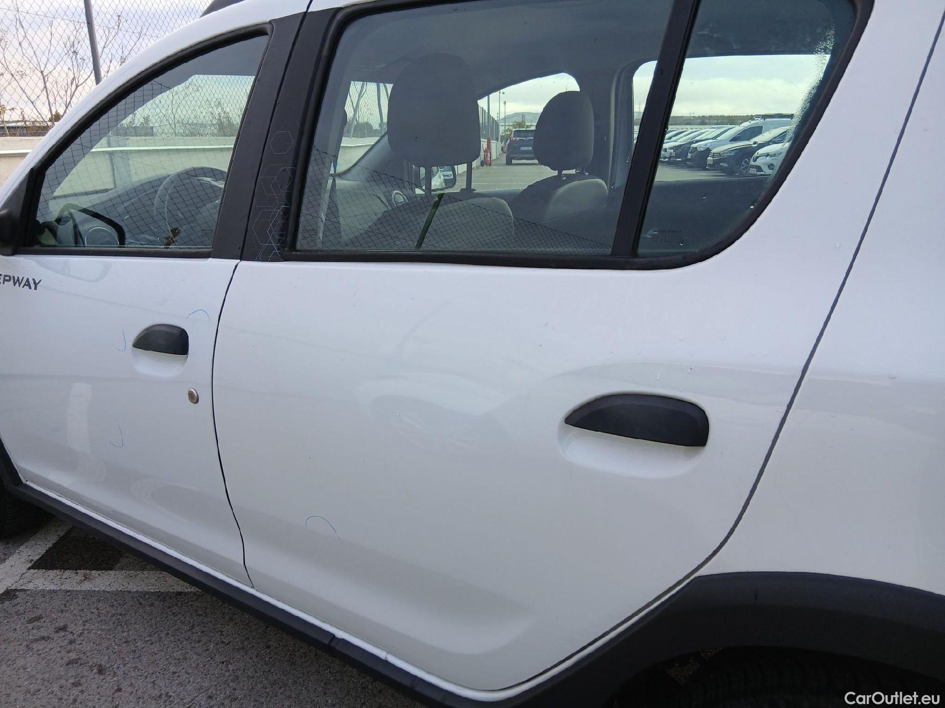  Dacia  Sandero DACIA  / 2016 / 5P / berlina con portón SL Aniversario TCE 74kW (100CV) GLP(SL) #14