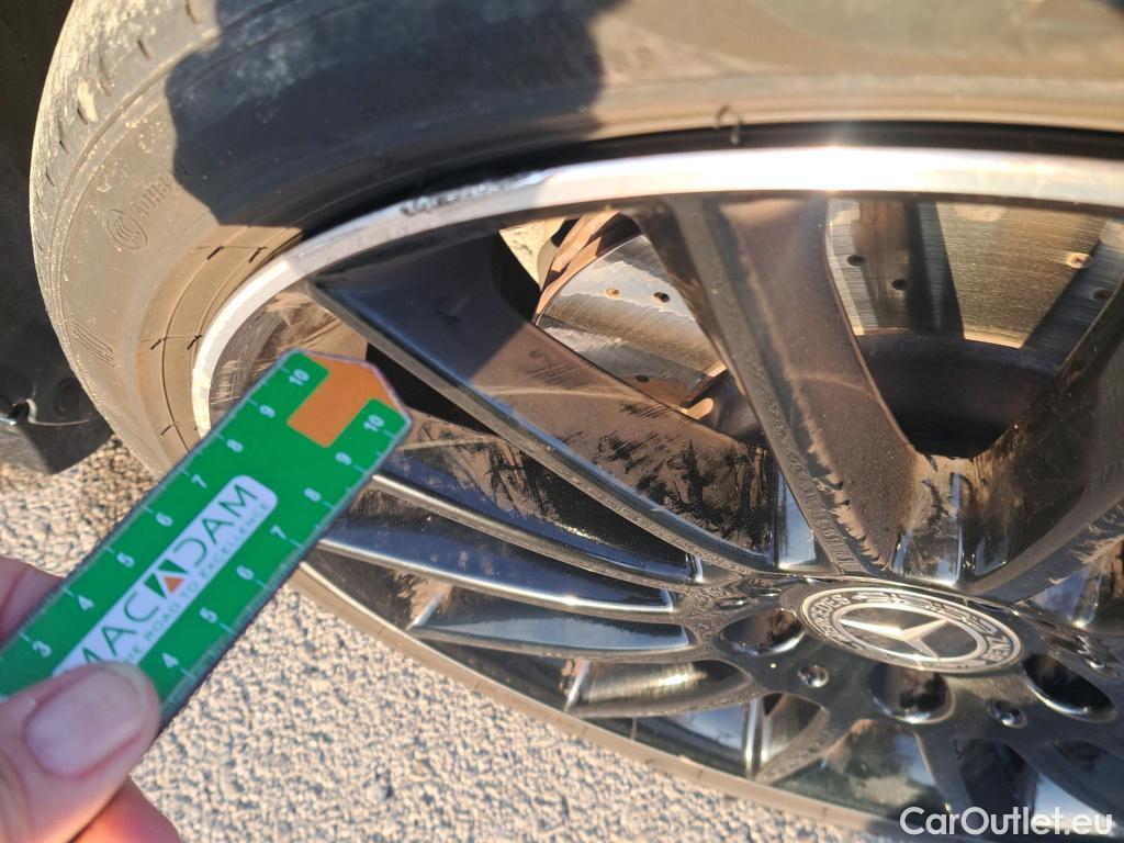  Mercedes  A-Klasse MERCEDES-BENZ Clase A / 2018 / 5P / berlina con portón A 250 e #10