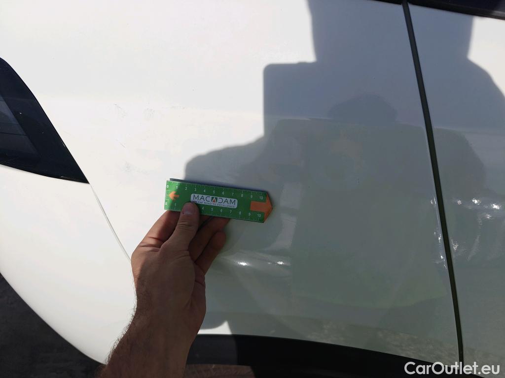  Peugeot  2008 PEUGEOT  / 2019 / 5P / todoterreno Active Puretech 100 S&S BVM6 #6