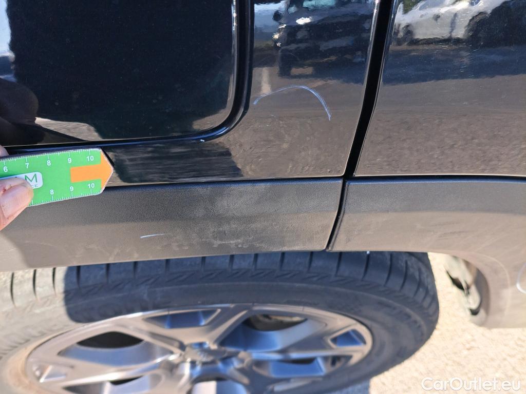  Jeep  Patriot JEEP Renegade / 2014 / 5P / todoterreno 80 Aniversario 1.0G 88kW (120CV) 4x2(SP) #24