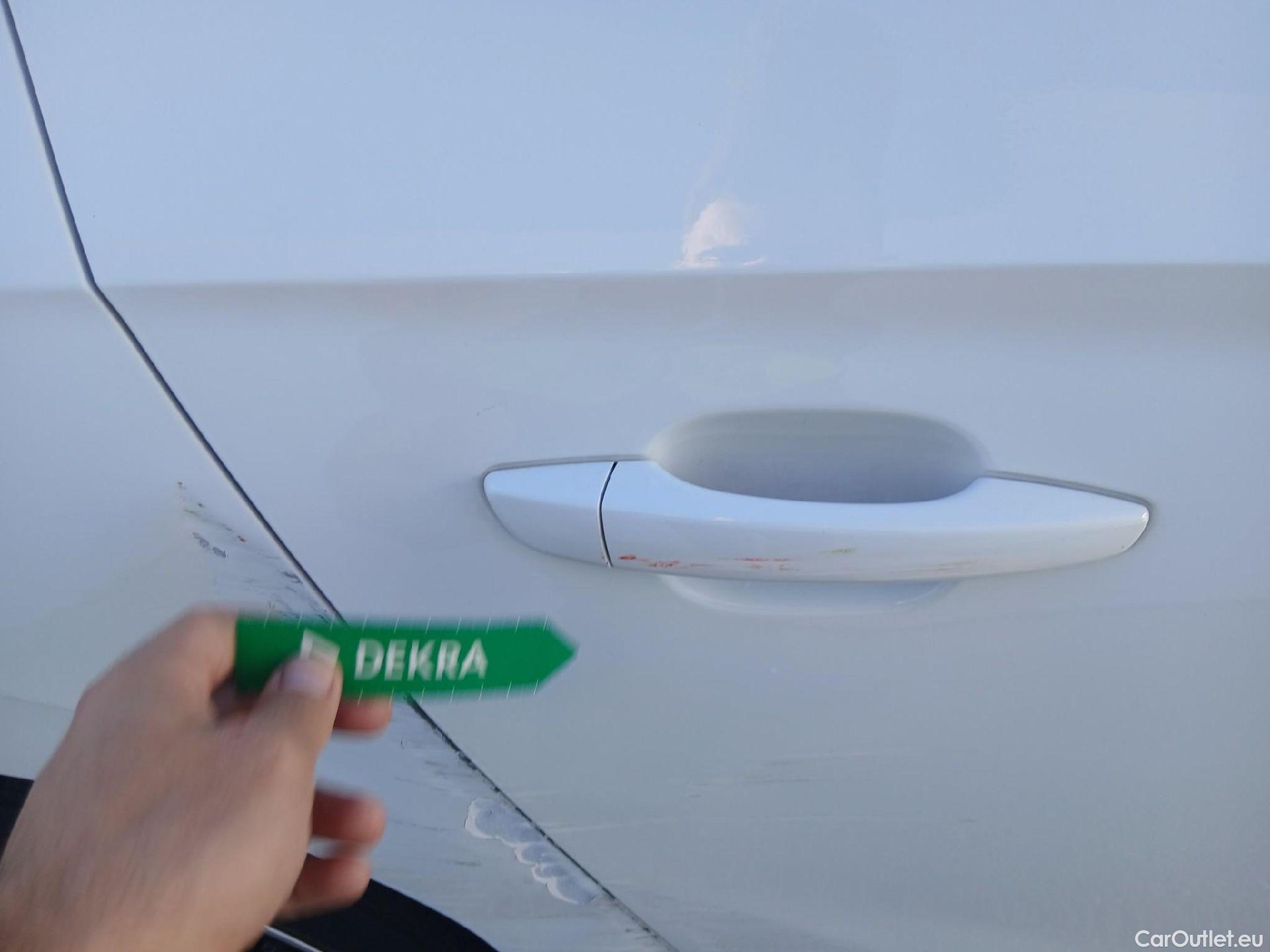  Opel  Corsa  F Elegance 1.2 T XHL 100CV MT6 E6d #36