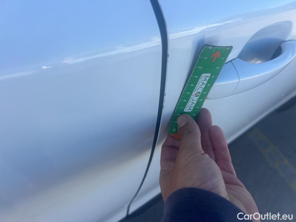  Peugeot  2008 PEUGEOT  / 2019 / 5P / todoterreno Active Pack BlueHDI 81kW (110CV) #13