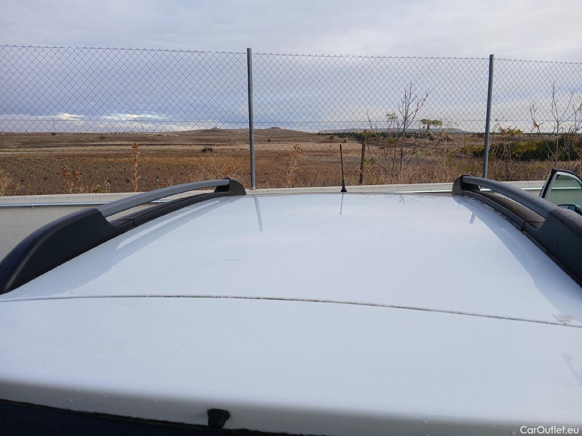  Dacia  Sandero DACIA  / 2016 / 5P / berlina con portón SL Aniversario TCE 74kW (100CV) GLP(SL) #33