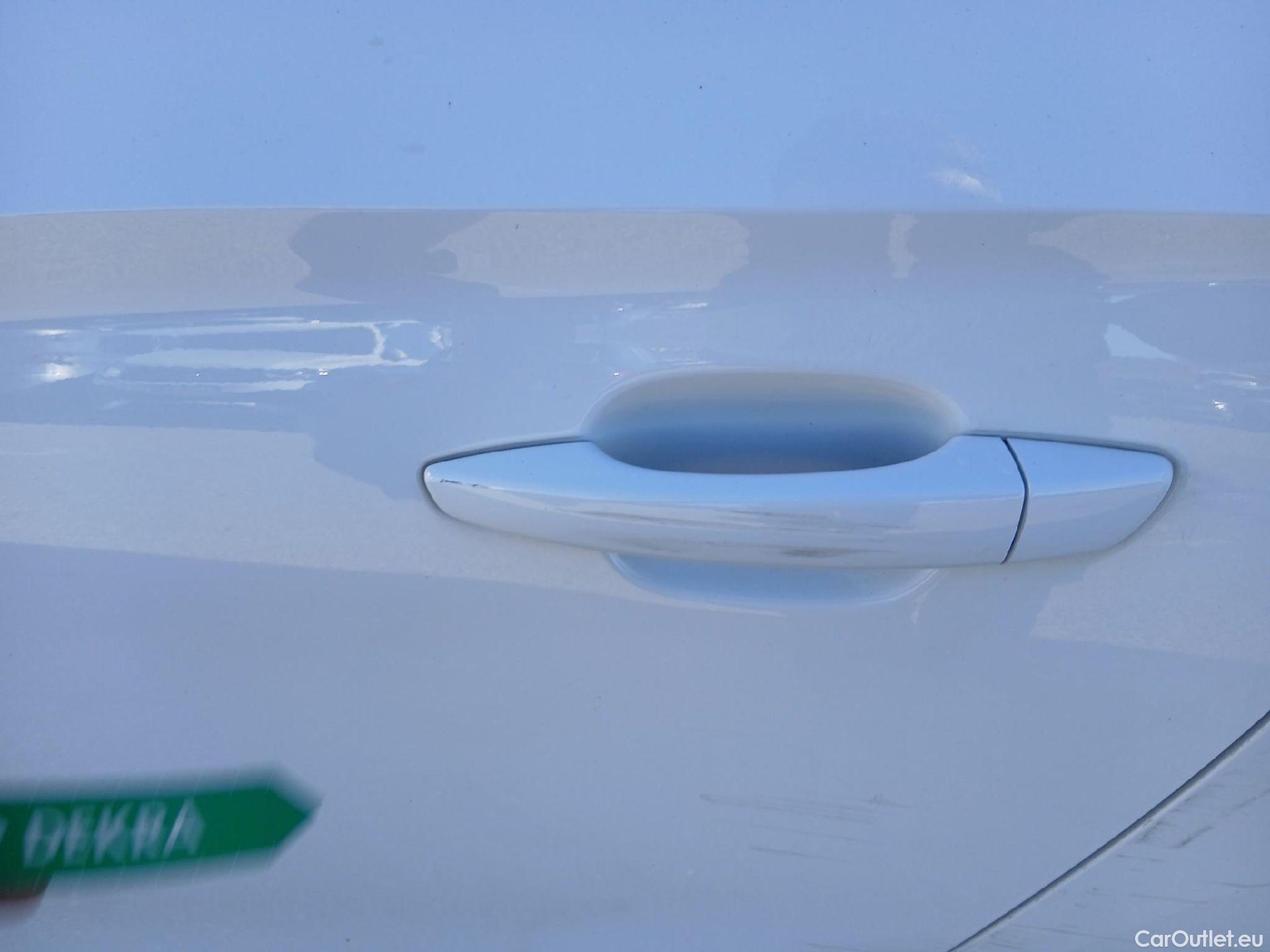  Opel  Corsa  F Elegance 1.2 T XHL 100CV MT6 E6d #19