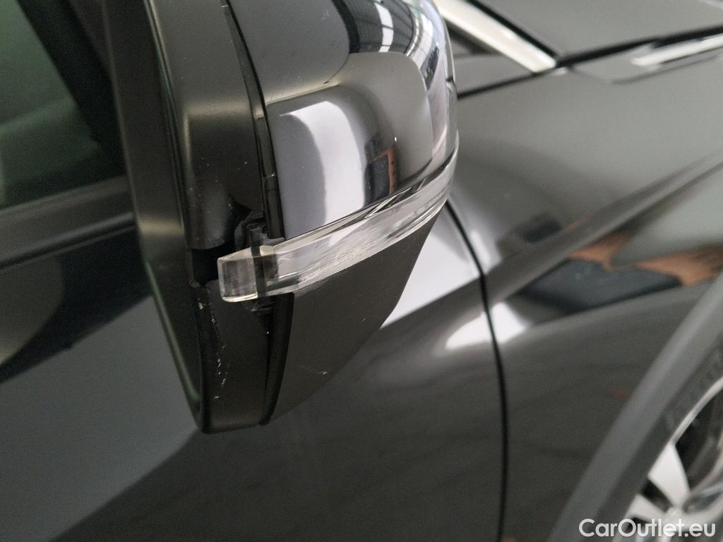  Peugeot  3008 PEUGEOT  / 2020 / 5P / todoterreno 1.5 BlueHDi 96kW (130CV) S&S Allure EAT8 #41