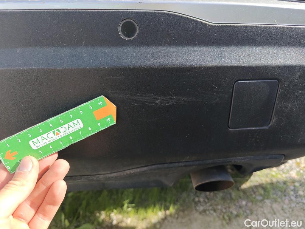  Peugeot  2008 PEUGEOT  / 2019 / 5P / todoterreno Active Puretech 100 S&S BVM6 #14