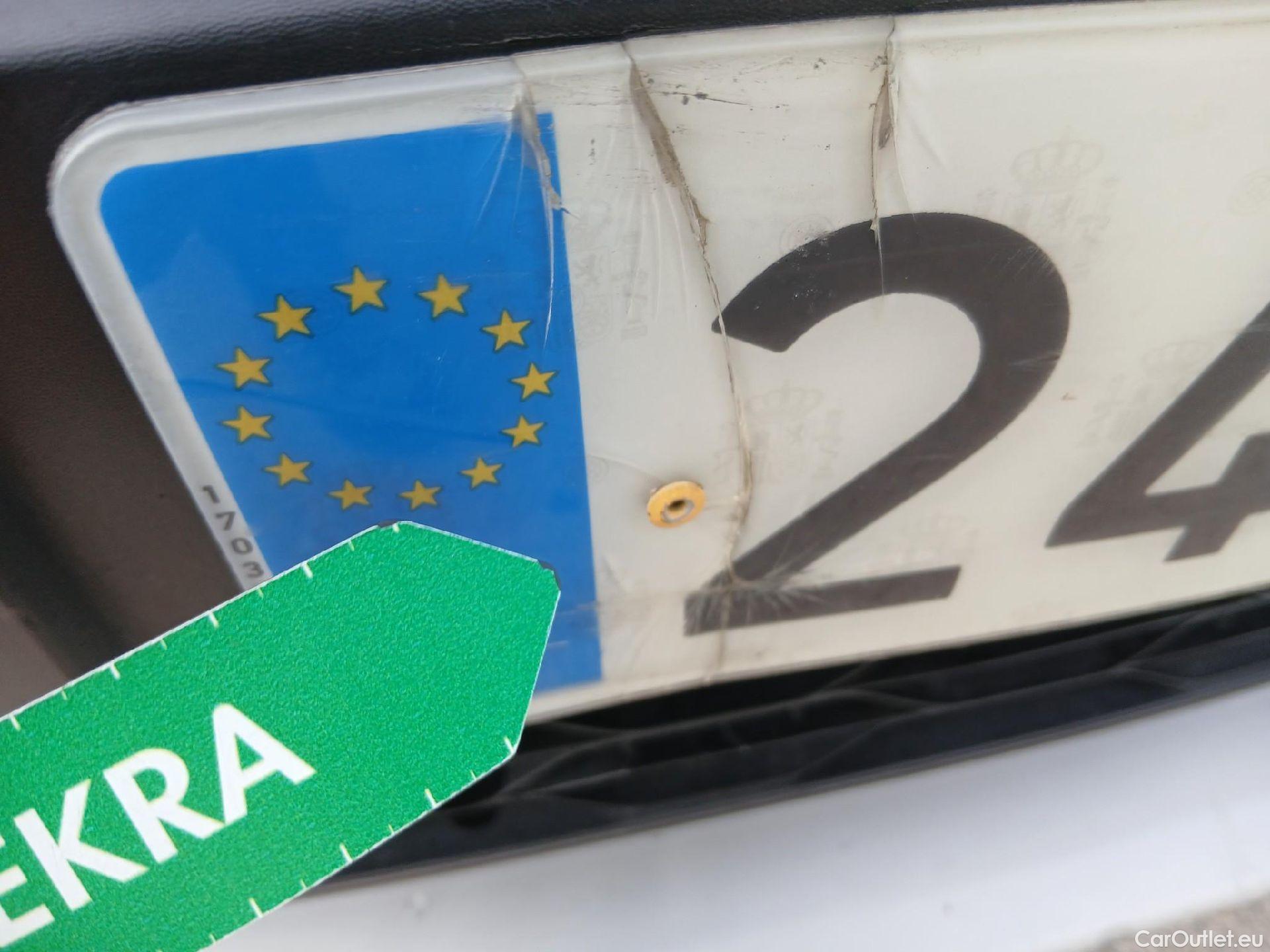  Dacia  Sandero DACIA  / 2016 / 5P / berlina con portón SL Aniversario TCE 74kW (100CV) GLP(SL) #36