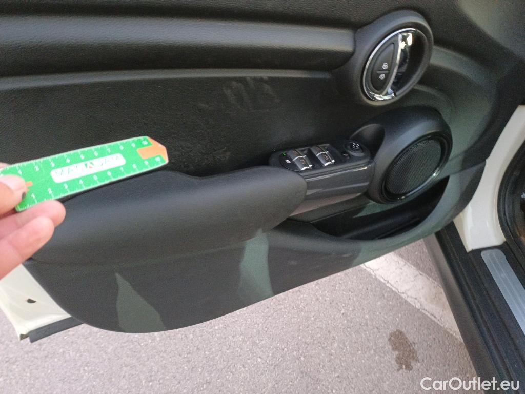  Mini  Cooper MINI MINI / 2014 / 5P / berlina con portón ONE 5 PUERTAS (CX) #5