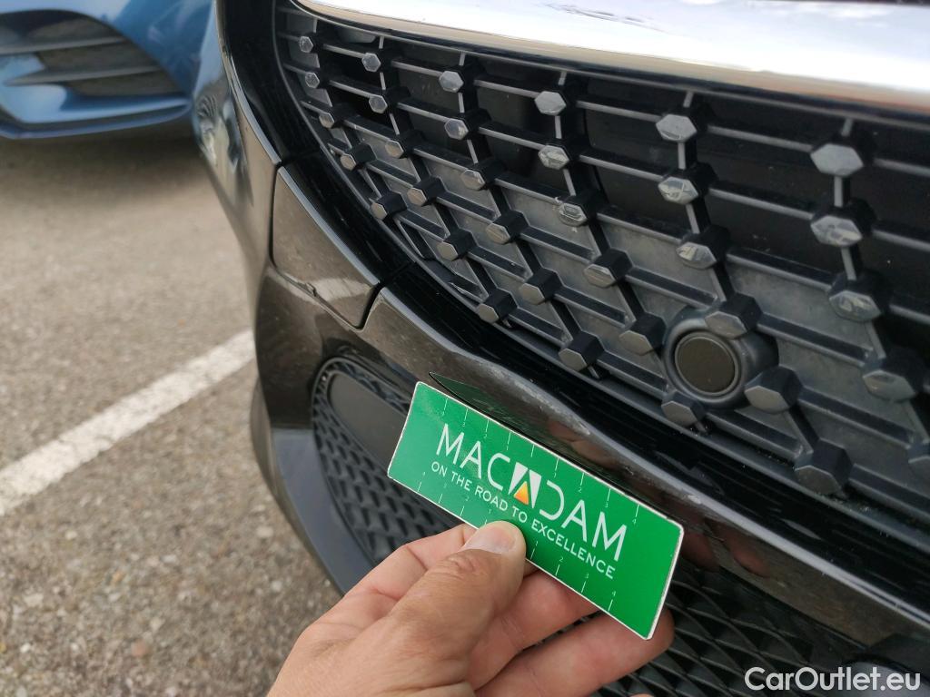  Mercedes  A-Klasse MERCEDES-BENZ Clase A / 2018 / 4P / sedán Sedán A 250 e #19