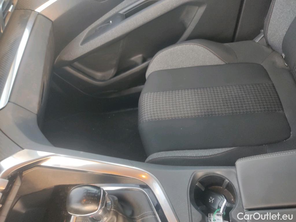  Peugeot  3008 PEUGEOT  / 2020 / 5P / todoterreno 1.5 BlueHDi 96kW (130CV) S&S Active Pack (AC4) #5