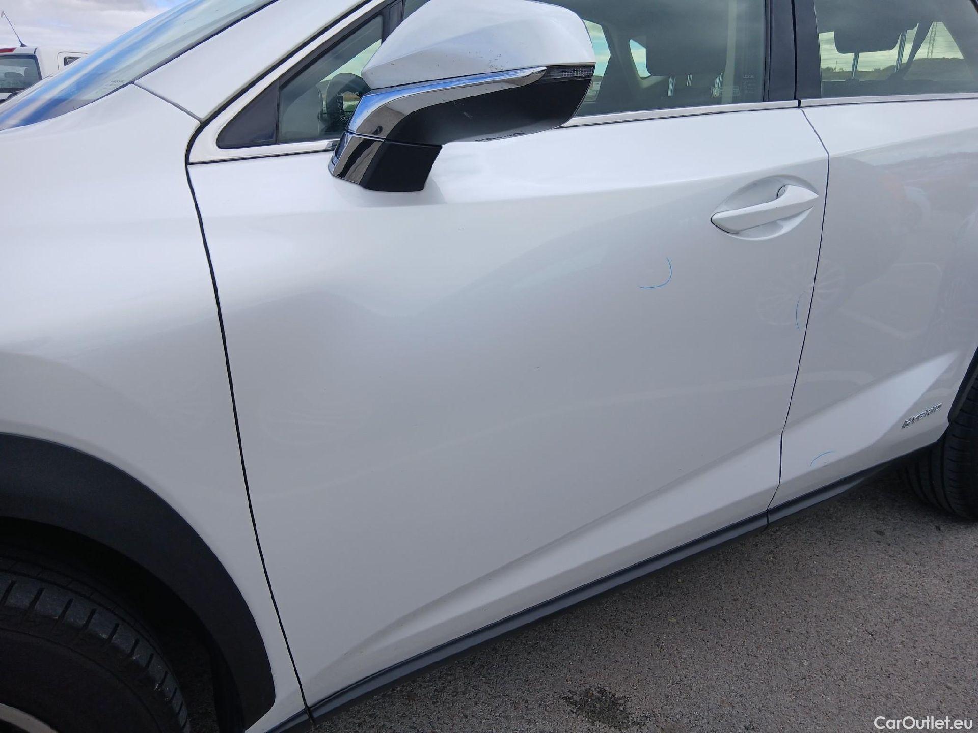  Lexus  NX LEXUS  / 2017 / 5P / todoterreno 2.5 300h Business Navigation 2WD (CX) #9