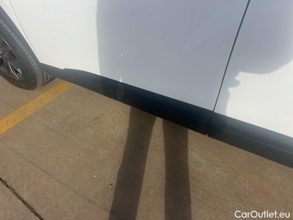  Peugeot  2008 PEUGEOT  / 2019 / 5P / todoterreno Active Pack BlueHDI 81kW (110CV) #30