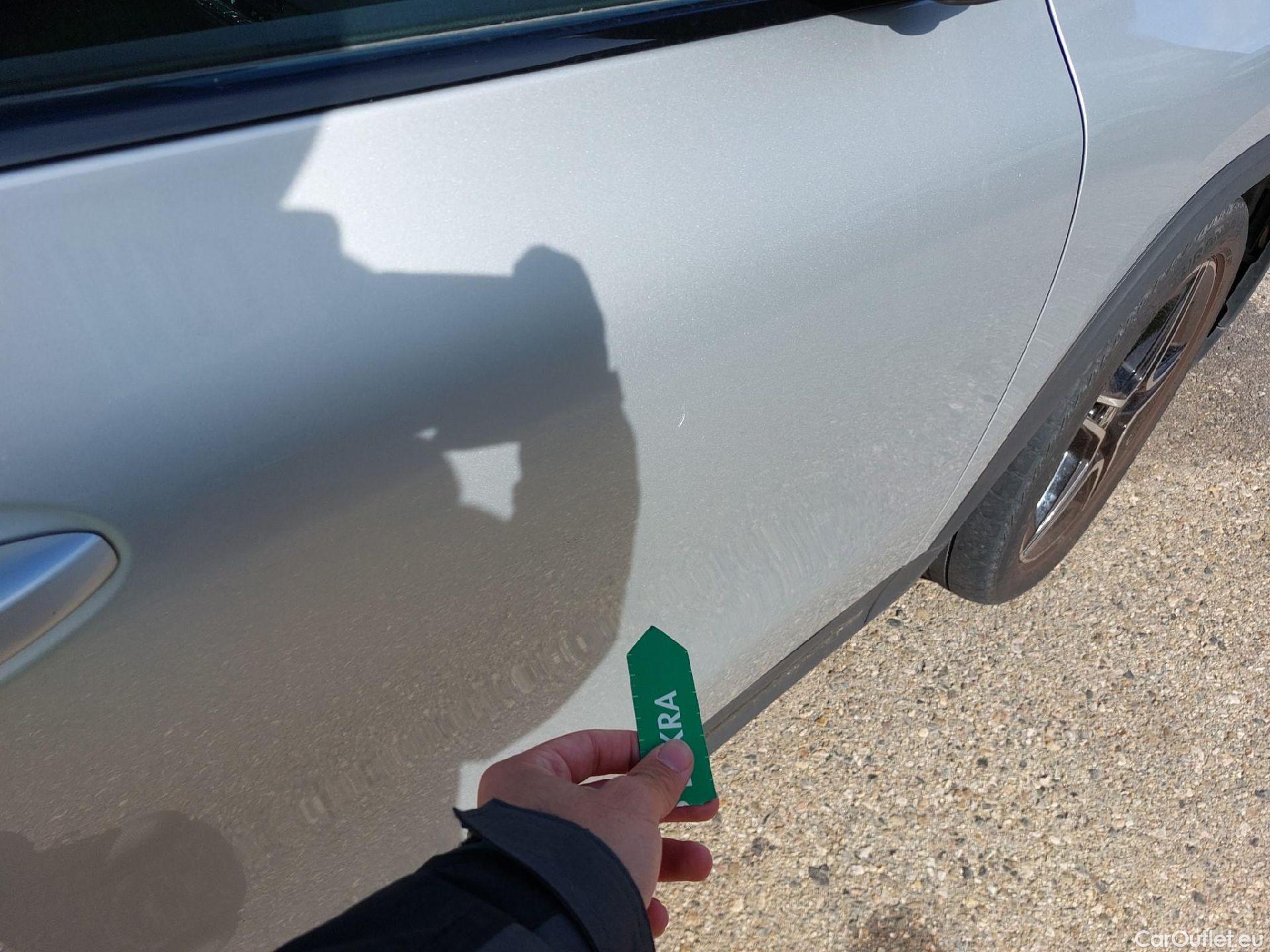  Mercedes  GLA Clase   200 d (247.712)AMG AMG Line 150CV AT8 E6d  #16