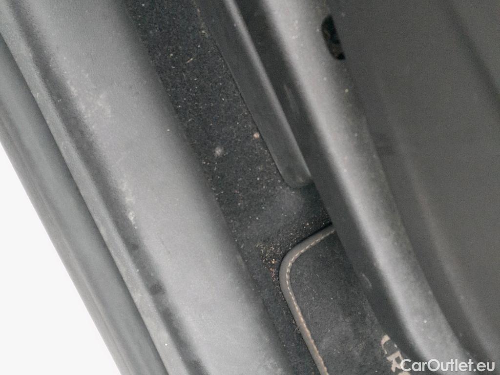  Opel  Crossland OPEL  X 5p 1G todoterreno 1.6T 73kW (99CV) Selective #13