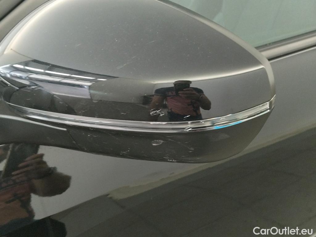  Peugeot  3008 PEUGEOT  / 2020 / 5P / todoterreno 1.5 BlueHDi 96kW (130CV) S&S Allure EAT8 #39