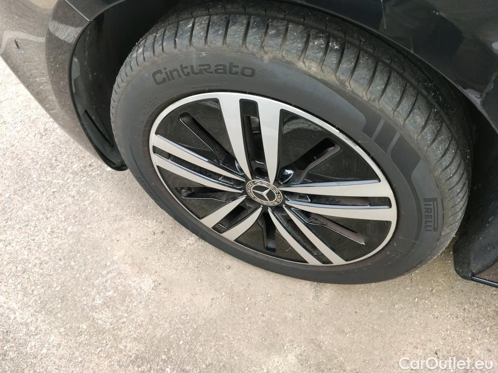  Mercedes  A-Klasse MERCEDES-BENZ Clase A / 2018 / 4P / sedán Sedán A 250 e #1