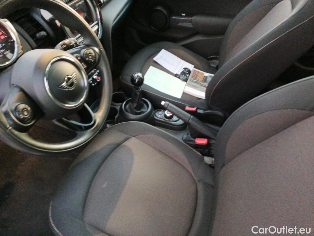  Mini  Cooper MINI MINI / 2014 / 5P / berlina con portón ONE 5 PUERTAS (CX) #14