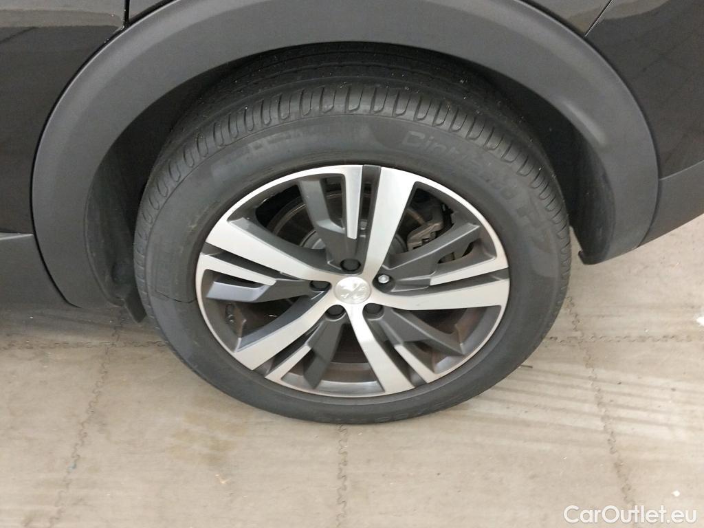  Peugeot  3008 PEUGEOT  / 2020 / 5P / todoterreno 1.5 BlueHDi 96kW (130CV) S&S Allure EAT8 #5