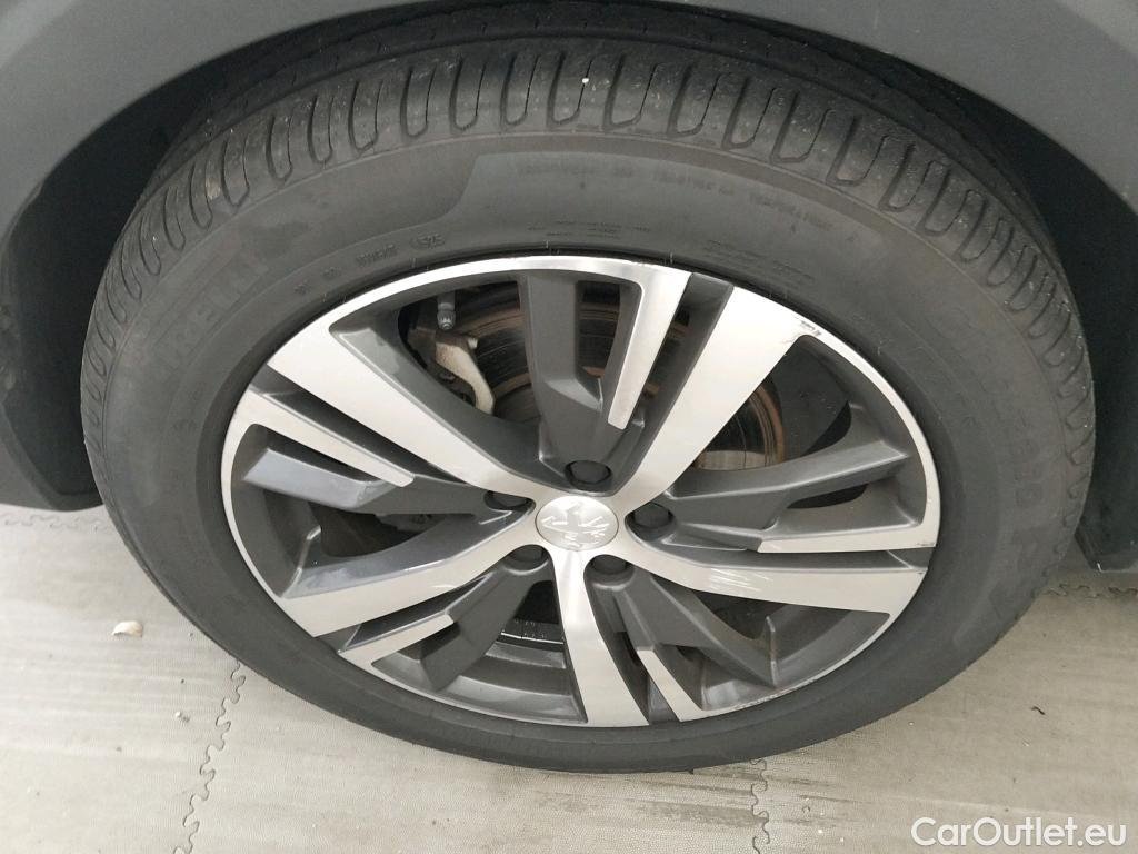  Peugeot  3008 PEUGEOT  / 2020 / 5P / todoterreno 1.5 BlueHDi 96kW (130CV) S&S Allure EAT8 #3