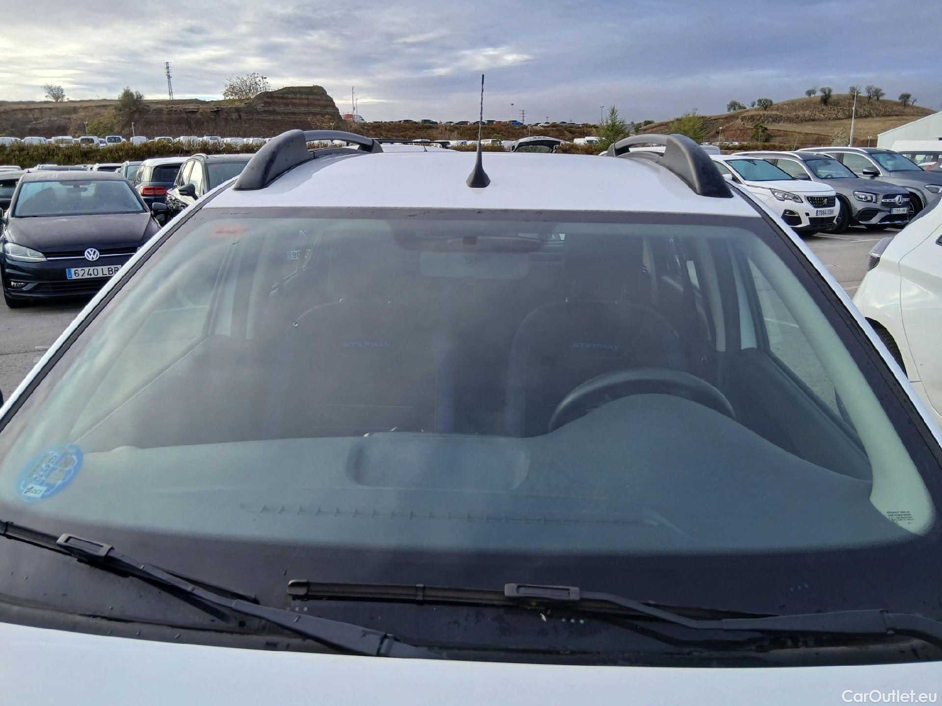  Dacia  Sandero DACIA  / 2016 / 5P / berlina con portón SL Aniversario TCE 74kW (100CV) GLP(SL) #1