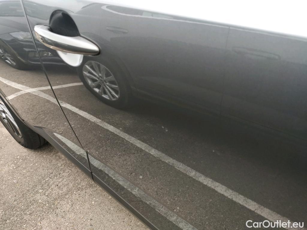  Nissan  Qashqai NISSAN  / 2021 / 5P / todoterreno DIG-T 116kW (158CV) mHEV Xtronic Acenta (AC) #22