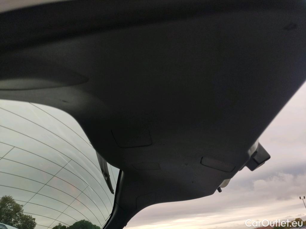  Toyota  C-HR TOYOTA  / 2019 / 5P / todoterreno 1.8 125H Active #7