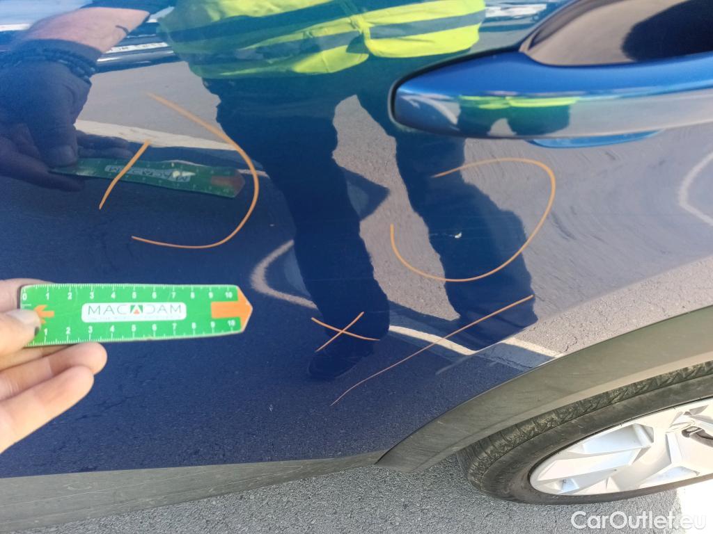  Renault  Captur RENAULT  / 2020 / 5P / todoterreno Intens TCe 90 #12