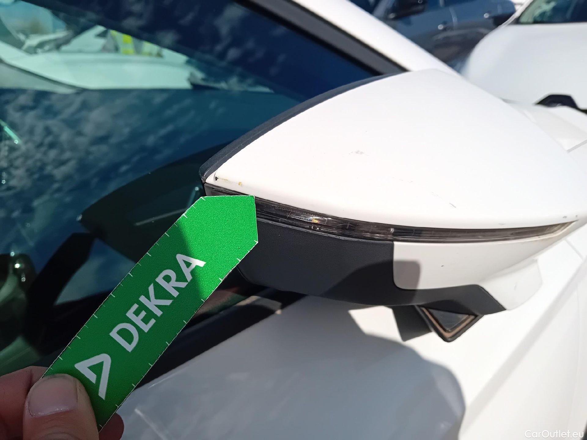  Seat  Leon SEAT León / 2016 / 5P / berlina con portón 1.5 TSI 95kW (130CV) St&Sp Style Visio Edition #46