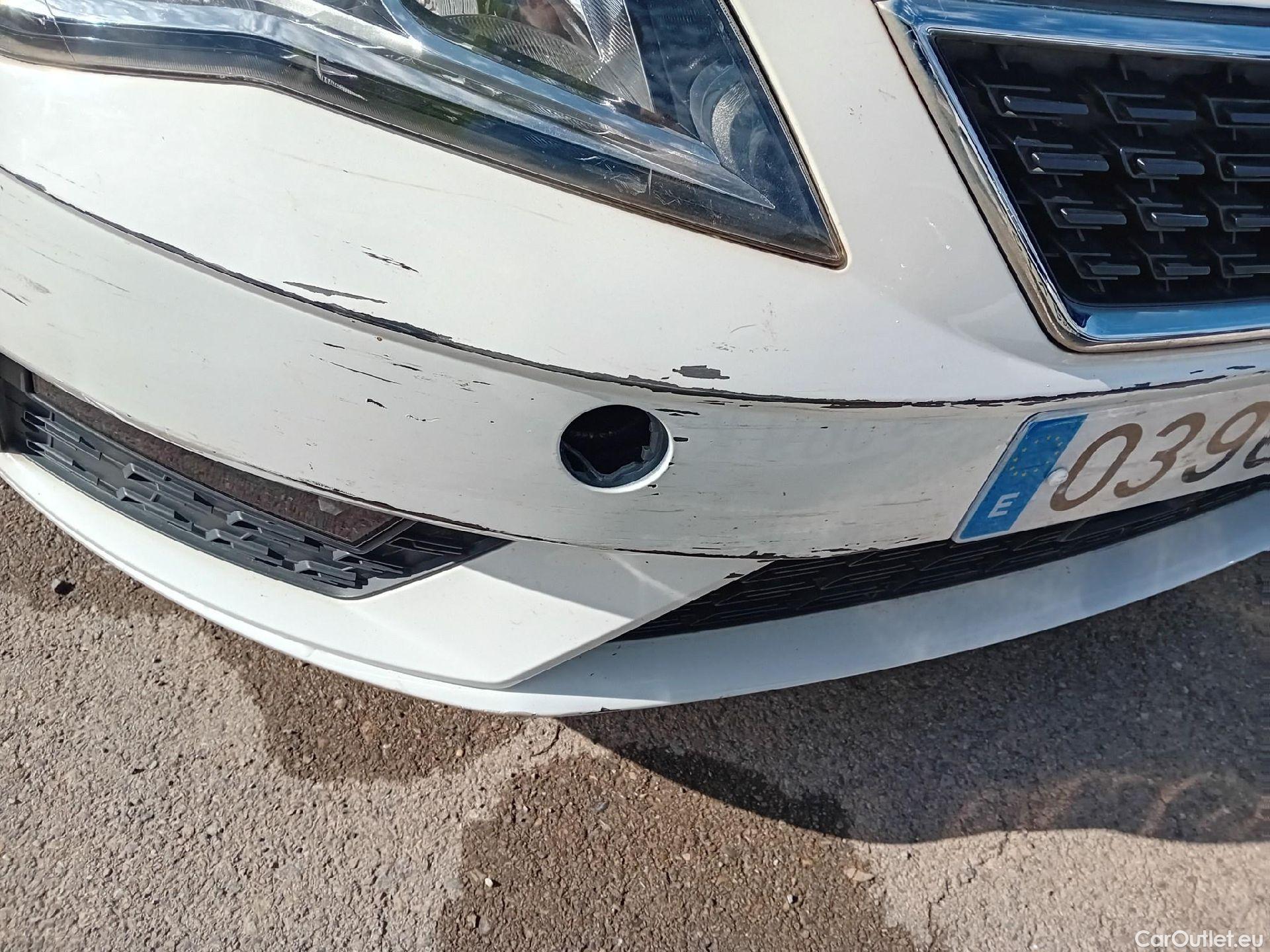  Seat  Leon SEAT León / 2016 / 5P / berlina con portón 1.5 TSI 95kW (130CV) St&Sp Style Visio Edition #5