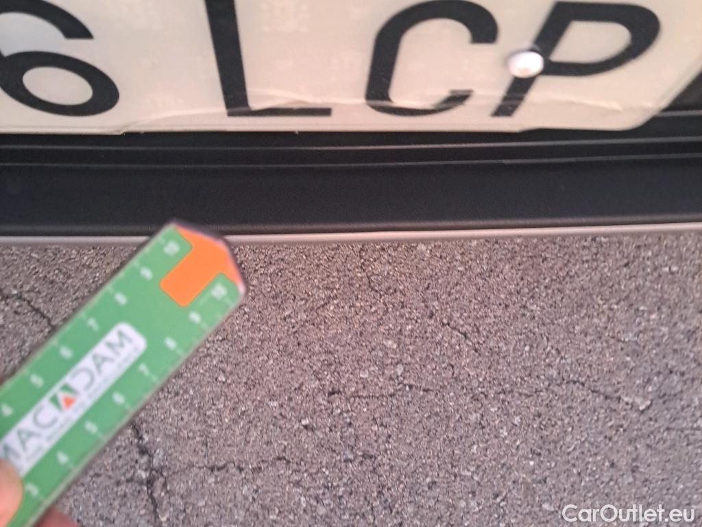  Toyota  RAV4 TOYOTA  / 2018 / 5P / todoterreno 2.5l 220H Advance Plus #12