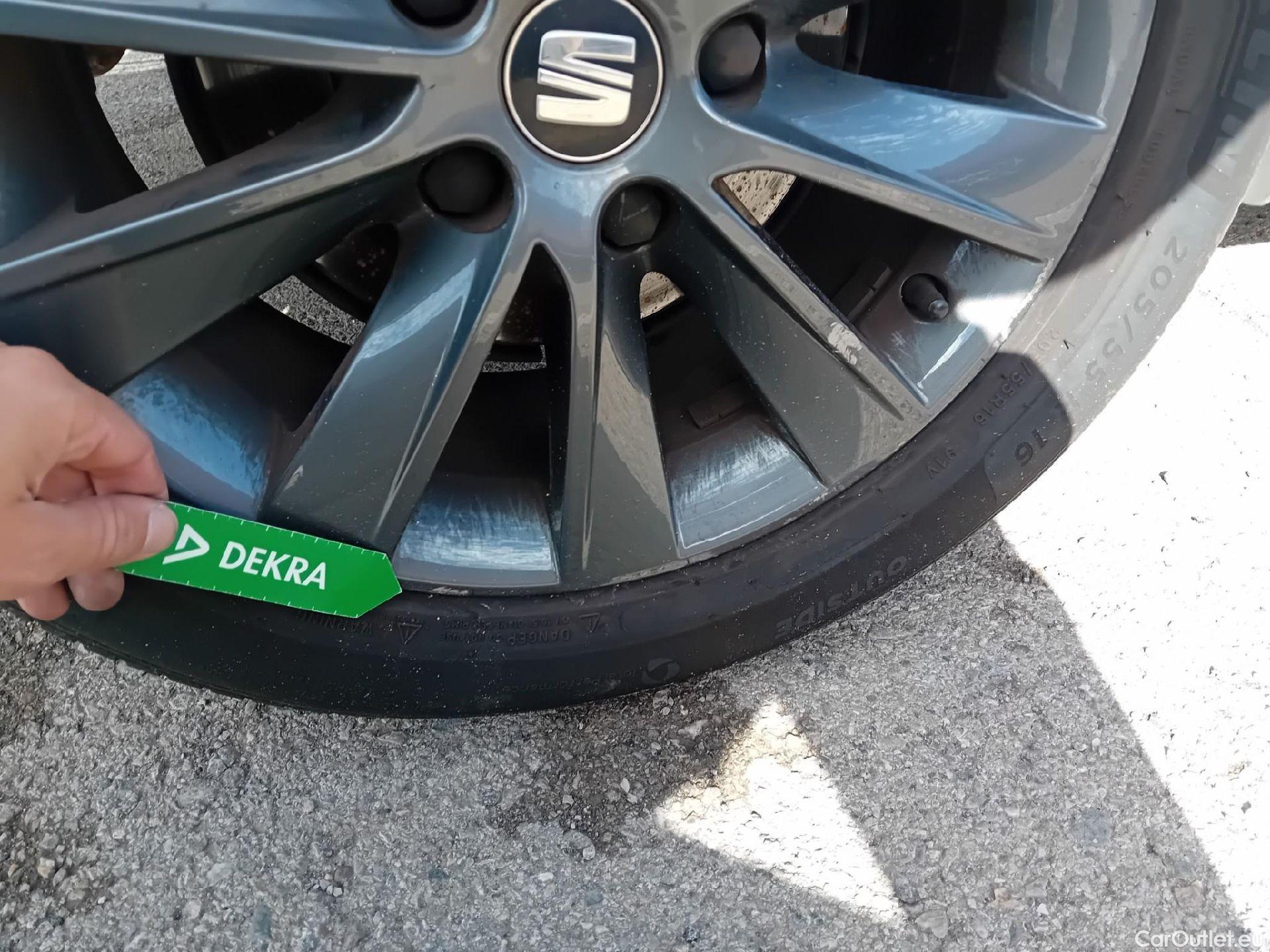  Seat  Leon SEAT León / 2016 / 5P / berlina con portón 1.5 TSI 95kW (130CV) St&Sp Style Visio Edition #36