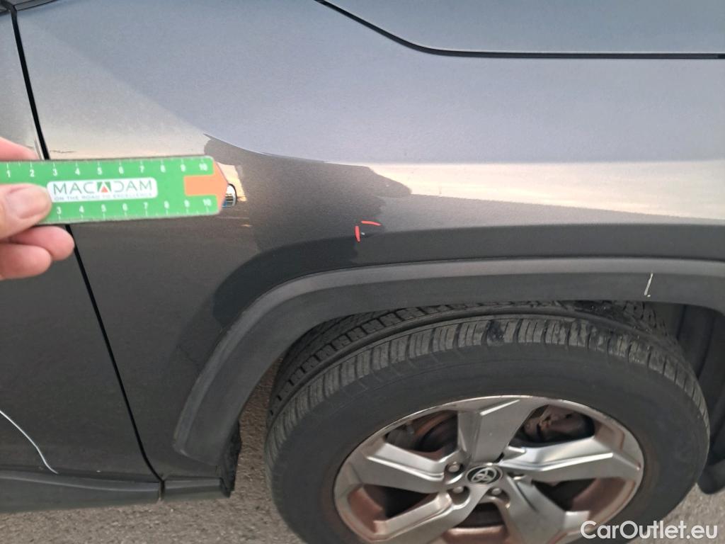  Toyota  RAV4 TOYOTA  / 2018 / 5P / todoterreno 2.5l 220H Advance Plus #15