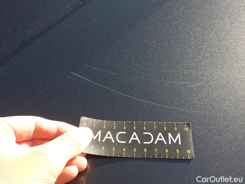  Toyota  RAV4 TOYOTA  / 2018 / 5P / todoterreno 2.5l 220H Advance 4WD #13