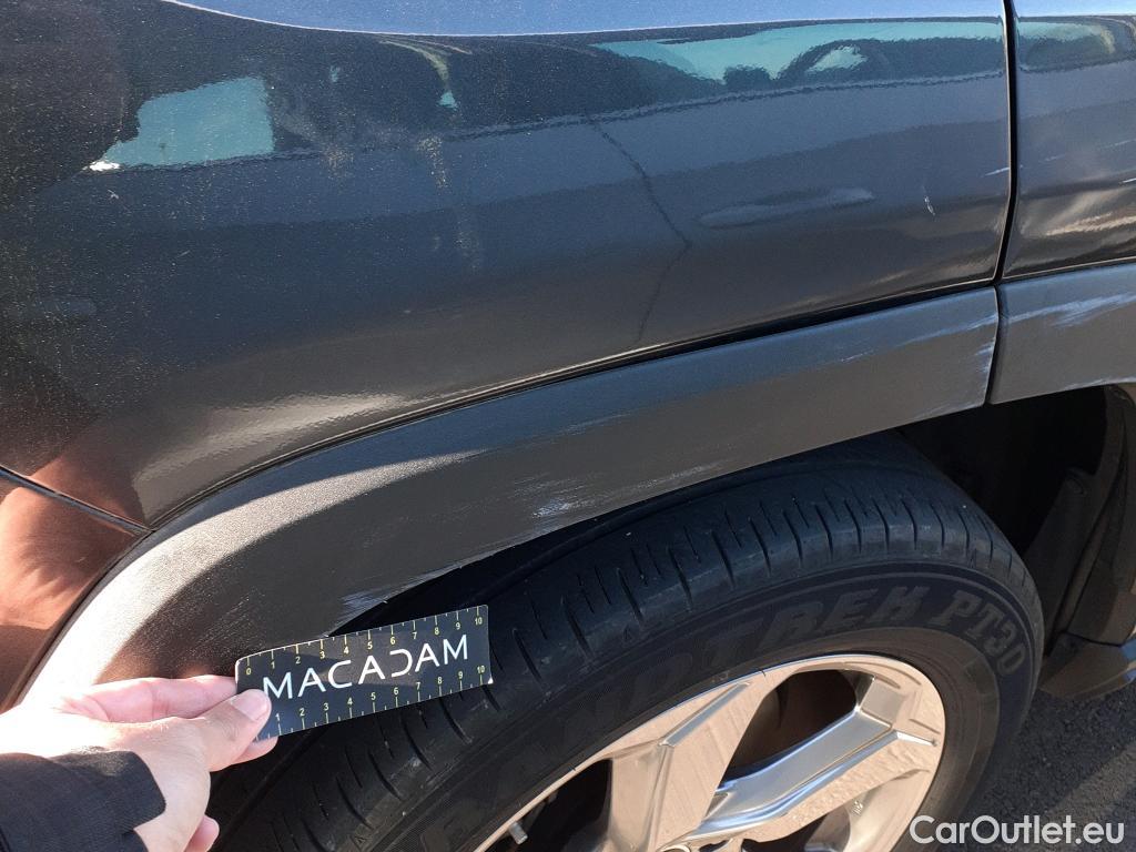  Toyota  RAV4 TOYOTA  / 2018 / 5P / todoterreno 2.5l 220H Advance 4WD #45