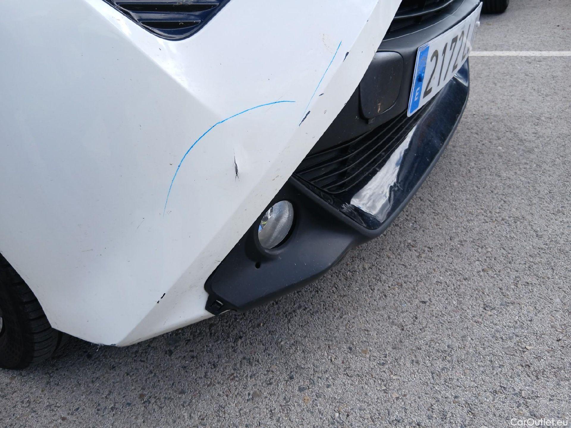  Toyota  Aygo TOYOTA  / 2018 / 5P / minicoche 1.0 70 x-play #8