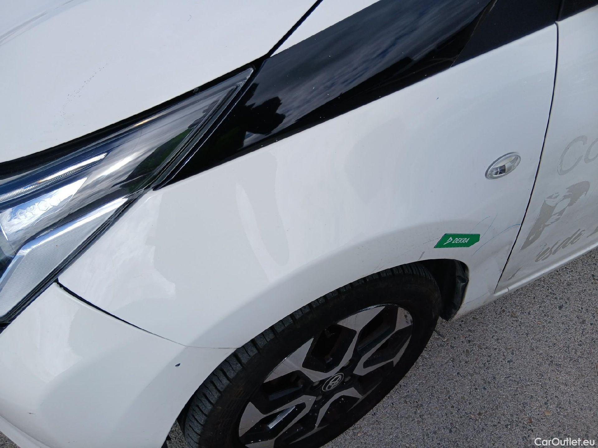  Toyota  Aygo TOYOTA  / 2018 / 5P / minicoche 1.0 70 x-play #11